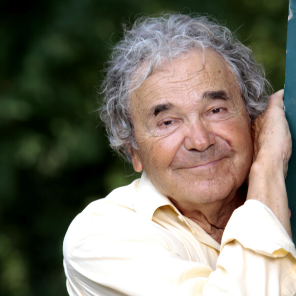 Portrait de Pierre Perret