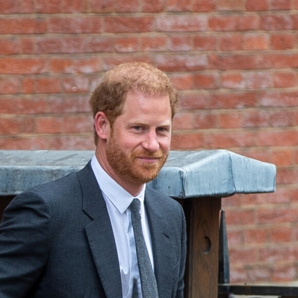 Le prince Harry, duc de Sussex, à la sortie du procès contre l'éditeur du journal "Daily Mail" à Londres, le 30 mars 2023. © Tayfun Salci/Zuma Press/Bestimage 