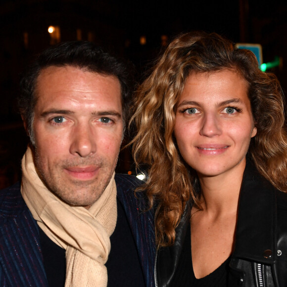 Nicolas Bedos et sa compagne Pauline Desmonts - Cocktail pour la sortie du livre de Michel Denisot " On peut rire de tout, sauf en mangeant de la semoule" aux Deux Magots à Paris le 15 mars 2023. © Veeren/ Bestimage