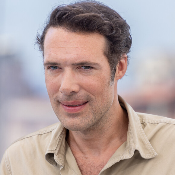 Le comédien et réalisateur célèbre ses 44 ans.
Le réalisateur Nicolas Bedos au photocall de "Mascarade" lors du 75ème Festival International du Film de Cannes © Olivier Borde / Bestimage