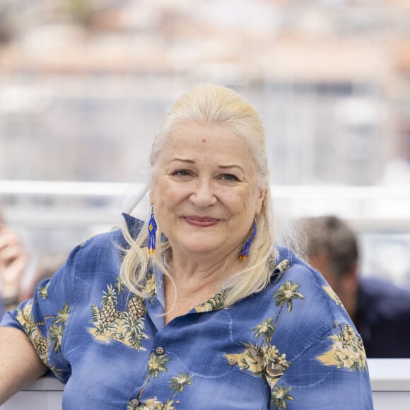 Josiane Balasko au photocall du film Tralala (séance de minuit) lors du 74ème festival international du film de Cannes le 14 juillet 2021 © Borde / Jacovides / Moreau / Bestimage