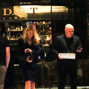 Exclusif - Andre Agassi et sa femme Steffi Graff à la sortie de la brasserie "Bardot" à Las Vegas, le 27 avril 2022.