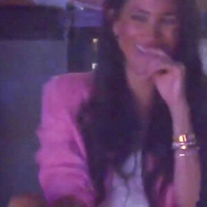 Le prince Harry, duc de Sussex et Meghan Markle, duchesse de Sussex, assistent au match des Lakers à la Crypto.com Arena à Los Angeles, le 24 avril 2023. 