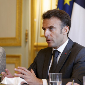 Elisabeth Borne, première ministre - Le président Emmanuel Macron lors d'une réunion Patronat/partenaires sociaux au palais de l'Elysée à Paris le 18 avril 2023. Stéphanie Lecocq / Pool / Bestimage 