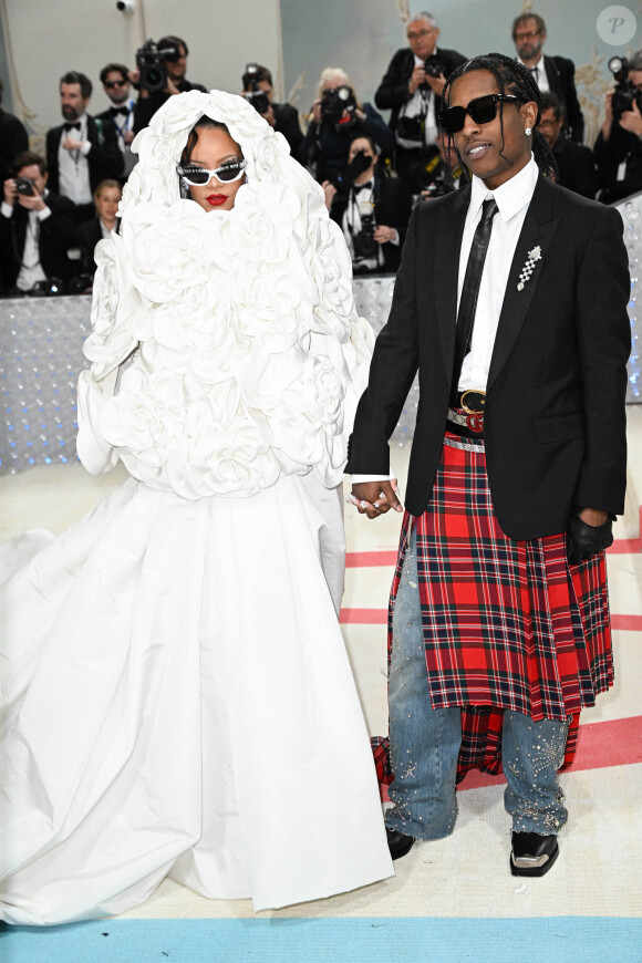 Rihanna et ASAP Rocky - Les célébrités arrivent à la soirée du "MET Gala 2023" à New York, le 1er mai 2023.