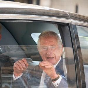 Charles III, quant à lui, portera une immense traîne. 
Charles III - La famille royale quitte l'Abbaye de Westminster après une répétition du couronnement. Le 3 mai 2023. @ ABACA / Stefan Rousseau/PA Wire