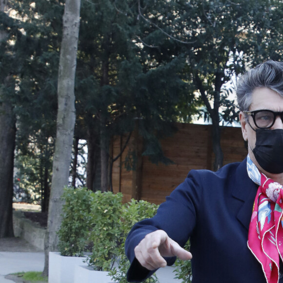 Marc Lavoine - Arrivées des people lors de l'enregistrement de l'émission "Vivement Dimanche" au Studio Gabriel à Paris le 12 décembre 2022.