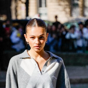 Thylane Blondeau - Arrivées au défilé Miu Miu Collection Femme Prêt-à-porter Printemps/Eté 2023 lors de la Fashion Week de Paris (PFW), France, le 4 octobre 2022. © Veeren-Clovis/Bestimage 