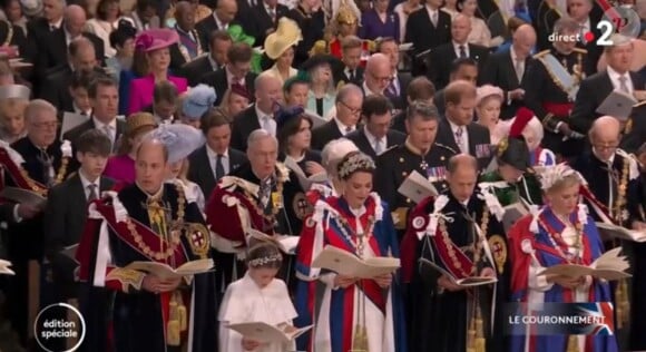 Le prince Louis a disparu du couronnement pendant plusieurs minutes. @ France 2