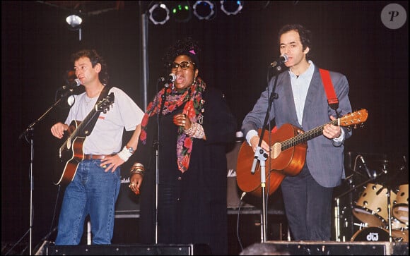 Jean-Jacques Goldman, Carole Fredericks et Michael Jones, sur scène en 1987. © Agence / Bestimage
