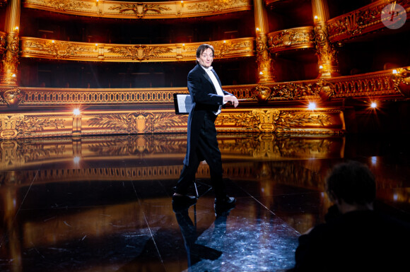 Exclusif - Pierre Palmade - Jour 2 - Enregistrement de l'émission "La Fine Equipe : Le retour !" à Paris, diffusée le 14 janvier sur France 2. Le 4 novembre 2022 © Cyril Moreau-Tiziano Da Silva / Bestimage