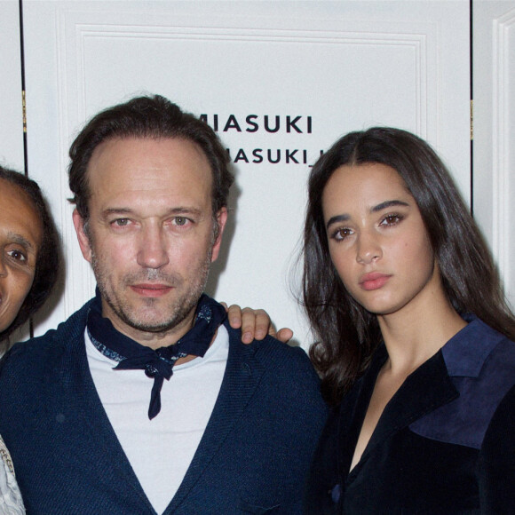 Exclusif - Vincent Perez et sa femme Karine Silla et leur fille Iman Perez - Soirée pour la présentation de la collection de luxe pour cavalières "Miasuki" au restaurant Loulou à Paris le 9 novembre 2017.  © Julio Piatti/Bestimage 