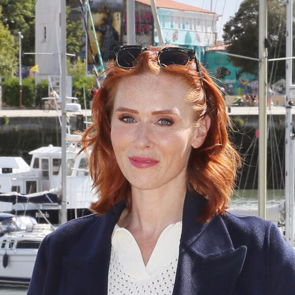 Audrey Fleurot lors du photocall du téléfilm "Esprit d'hiver" lors de la 24ème édition du Festival de la Fiction TV de La Rochelle, France, le 15 septembre 2022. © Patrick Bernard/Bestimage