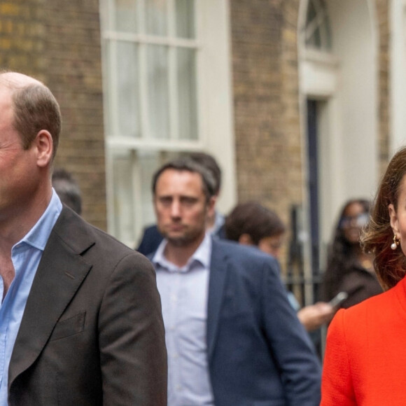 Le prince William de Galles et Kate Catherine Middleton, princesse de Galles, se sont rendus au pub Dog and Duck, à l'occasion de leur visite dans le quartier SoHo de Londres. Le 4 mai 2023