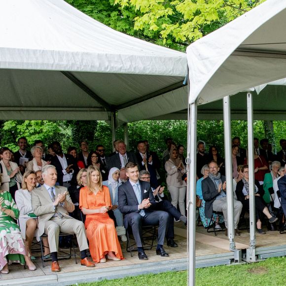 La reine Mathilde et le roi Philippe de Belgique, le prince Gabriel, le prince Emmanuel et la princesse Eleonore - La famille royale Belge à l'occasion des 10 ans de royauté du roi Philippe assiste à une garden-party au domaine royal du château de Laeken avec 600 Belges de tout le pays le 13 mai 2023.