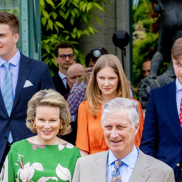 La reine Mathilde et le roi Philippe de Belgique, le prince Gabriel, le prince Emmanuel et la princesse Eleonore - La famille royale Belge à l'occasion des 10 ans de royauté du roi Philippe assiste à une garden-party au domaine royal du château de Laeken avec 600 Belges de tout le pays le 13 mai 2023.