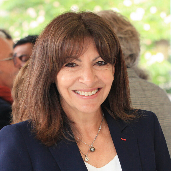 La maire de Paris Anne Hidalgo lors de la 27 ème édition de la Fête du Pain à Paris le 13 mai 2023. © Jonathan Rebboah / Panoramic / Bestimage