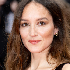 Anaïs Demoustier - Montée des marches du film " Jeanne du Barry " pour la cérémonie d'ouverture du 76ème Festival International du Film de Cannes, au Palais des Festivals à Cannes. Le 16 mai 2023 © Jacovides-Moreau / Bestimage 