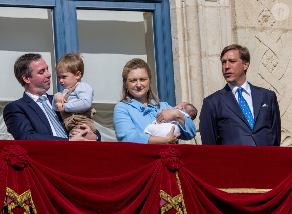 Le grand duc héritier Guillaume de Luxembourg, le prince Charles, la princesse Stephanie, le prince François, le prince Louis - Procession de clôture de l'Octave 2023 à Luxembourg après la messe pontificale le 14 mai 2023. 