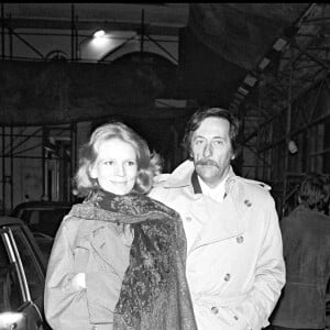 Archives - Nicole Garcia et Jean Rochefort arrivant à la soirée de Maria Felix au "Privilège" en 1981.