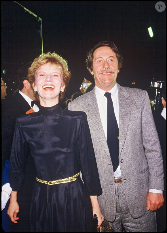 Archives - Nicoles Garcia et Jean Rochefort à la cérémonie des César en 1985.