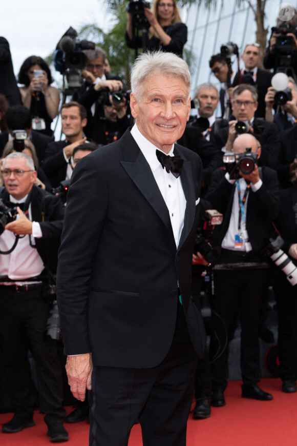 Un acteur qui est plus fringant que jamais à 80 ans
Harrison Ford - Montée des marches du film « Indiana Jones et le cadran de la destinée (Indiana Jones and the Dial of destiny) » lors du 76ème Festival International du Film de Cannes, au Palais des Festivals à Cannes. Le 18 mai 2023 © Olivier Borde / Bestimage