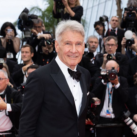 Un acteur qui est plus fringant que jamais à 80 ans
Harrison Ford - Montée des marches du film « Indiana Jones et le cadran de la destinée (Indiana Jones and the Dial of destiny) » lors du 76ème Festival International du Film de Cannes, au Palais des Festivals à Cannes. Le 18 mai 2023 © Olivier Borde / Bestimage