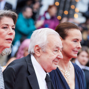 Carole Bouquet était également présente et a retrouvé son ancien beau-frère Paul Rassam. 
La princesse Caroline de Hanovre, Paul Rassam, Carole Bouquet - Montée des marches du film " Killers of the flower moon " lors du 76ème Festival International du Film de Cannes, au Palais des Festivals à Cannes. Le 20 mai 2023 © Jacovides-Moreau / Bestimage 