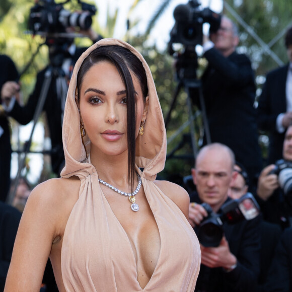 Nabilla Benattia-Vergara - Montée des marches du film " Club Zéro " lors du 76ème Festival International du Film de Cannes, au Palais des Festivals à Cannes. Le 22 mai 2023 © Olivier Borde / Bestimage