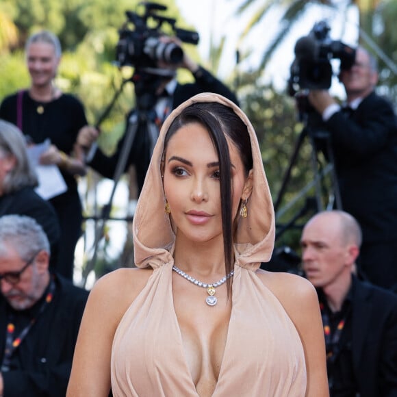 Nabilla Benattia-Vergara - Montée des marches du film " Club Zéro " lors du 76ème Festival International du Film de Cannes, au Palais des Festivals à Cannes. Le 22 mai 2023 © Olivier Borde / Bestimage