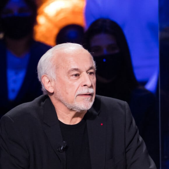 Exclusif - Francis Perrin - Enregistrement de l'émission "La Boite à Secrets N°10", présentée par F.Bollaert, et diffusée le 28 janvier sur France 3. Pour cette nouvelle émission de la Boîte à secrets, F.Bollaert accueille Nicoletta, C.Badi et F.Perrin, pour une soirée toujours plus festive et émouvante ! Chaque invité a le plaisir de découvrir des surprises réalisées sur mesure avec la complicité de ses proches ! Alors, préparez-vous à découvrir des archives personnelles de nos invités, chanter les plus grands tubes d'hier et d'aujourd'hui, tenter de retrouver l'identité d'un invité mystère et des images exclusives tournées avec l'entourage des invités ! Joies, émotions, fous rires, tubes, retrouvailles et révélations seront au menu de votre soirée. Faustine vous invite à faire la fête et, attention, tout peut arriver dans La Boîte à secrets ! © Tiziano Da Silva / Bestimage