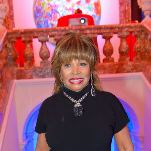 Elle avait quatre fils, dont deux sont décédés en 2018 et 2022. 
Tina Turner - Soiree "Torggelen" organisee par Signa Holding a Vienne en Autriche le 15 Novembre 2012.
