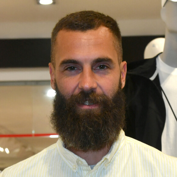 Benoit Paire - Lancement de la collection Mouratoglou au magasin Celio Ternes à Paris le 25 mai 2023. Le coach Patrick Mouratoglou lance sa collection de vêtements 100% tennis distribuée en France par célio et déjà visible sur le circuit. © Veeren/Bestimage