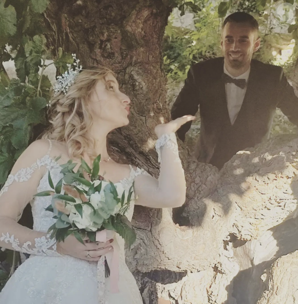 Ludovica Tuzzoli et son mari lors de leur mariage, le 27 octobre 2022.
© Instagram familletuzzolixxl
