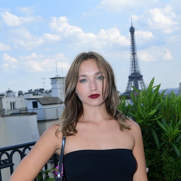 Exclusif - Chloé Jouannet à la soirée Jardin Secret sur le rooftop de l'hôtel The Peninsula Paris le 7 juin 2023. © Rachid Bellak / Bestimage