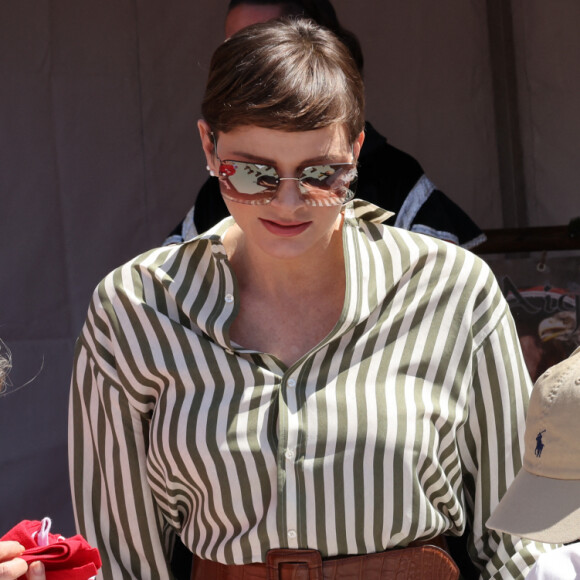 La princesse Charlene de Monaco, La princesse Gabriella de Monaco, comtesse de Carladès, Le prince Jacques de Monaco, marquis des Baux - 4ème rencontre des sites historiques Grimaldi sur la place du palais Princier à Monaco le 10 juin 2023. © Claudia Albuquerque / Bestimage 