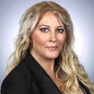 Et pour cause, elle en a perdu quelques unes.
Portrait de Loana lors de l'enregistrement de l'émission "Chez Jordan" à Paris le 26 octobre 2022. © Cédric Perrin / Bestimage