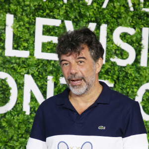 Stéphane Plaza pose lors d'un photocall lors du Festival de Televison de Monte Carlo le 21 juin 2022. © Denis Guignebourg/Bestimage