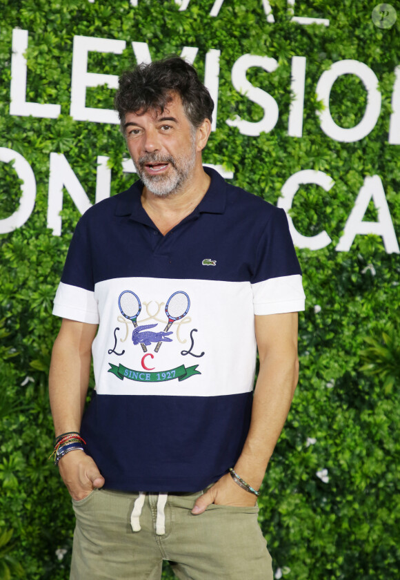 Stéphane Plaza pose lors d'un photocall lors du Festival de Televison de Monte Carlo le 21 juin 2022. © Denis Guignebourg/Bestimage