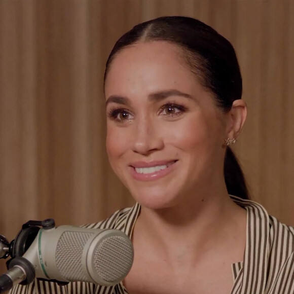 Meghan Markle, duchesse de Sussex, enregistre des podcasts pour Spotify. Mais depuis le 15 juin 20023, Spotify a annoncé mettre fin au contrat passé avec le prince Harry et Meghan Markle. 