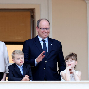 Le prince Albert II de Monaco, la princesse Charlene et leurs enfants, le prince héréditaire Jacques et la princesse Gabriella durant la célébration de la traditionnelle fête de la Saint Jean à Monaco le 23 juin 2023. © Claudia Albuquerque / Bestimage 