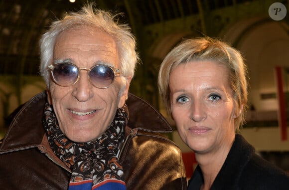 L'acteur a eu Léna avec sa femme Christine qui a 25 ans de moins que lui
Gérard Darmon et sa femme Christine - Soirée d'inauguration de la FIAC 2015 organisée par Orange au Grand Palais à Paris, le 21 octobre 2015. © Veeren / Bestimage