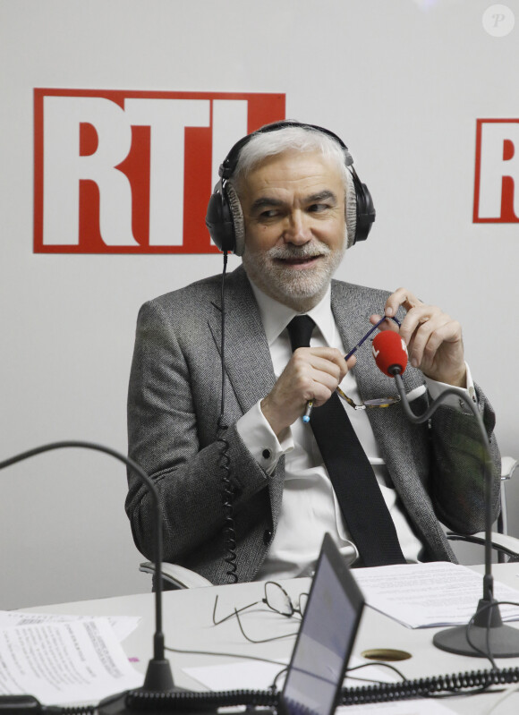 Pascal Praud lors de la 58ème édition du Salon international de l'agriculture au parc des expositions Paris Expo Porte de Versailles à Paris, France, le 4 mars 2022. © Denis Guignebourg/Bestimage