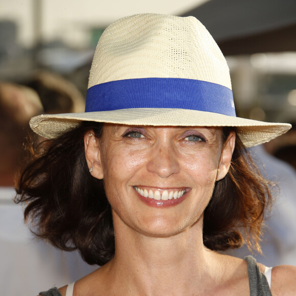 C'est en région parisienne, avec ses deux deux enfants, Aïtor et Wilona, que l'artiste a décidé de poser ses valises. Exit les plateaux de tournage.
Adeline Blondieau - 7ème édition du Trophée de la Pétanque Gastronomique au Paris Yacht Marina à Paris le 27 juin 2019. © Christophe Aubert via Bestimage