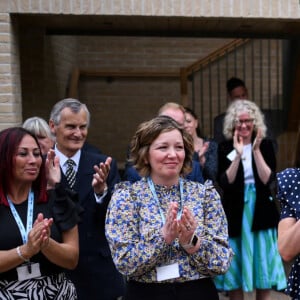 Catherine (Kate) Middleton, princesse de Galles, inaugure la communauté résidentielle de Hope Street à Southampton, le 27 juin 2023. Cette communauté pionnière pilotera une nouvelle approche pour soutenir les femmes dans le système judiciaire. 