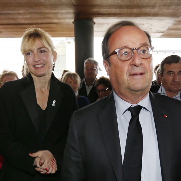 François Hollande et sa compagne Julie Gayet - Claude Chirac, son mari Frédéric Salat-Baroux et son fils Martin Rey-Chirac se sont rendus au musée du président Jacques Chirac de Sarran en Corrèze le 5 octobre 2019.