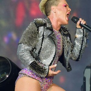 Pink - Concert à Hyde Park dans le cadre du Summer Carnival Tour. 24 et 25 juin, Londres