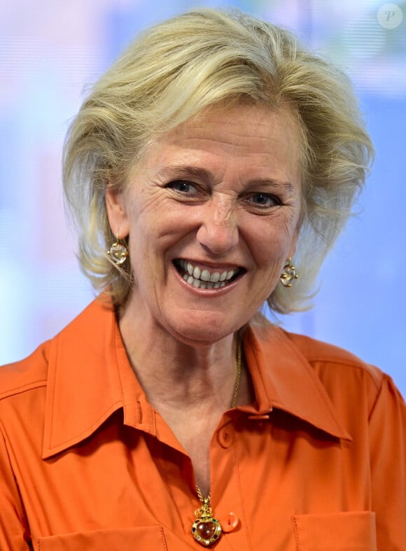 Sa fille Astrid ne serait pas venue le voir.
La princesse Astrid de Belgique assiste aux célébrations du 100ème anniversaire de l'Hôpital Universitaire Brugmann de Laeken, le 16 juin 2023. Elle a ensuite visité les services de réadaptation neurologique et d'ergothérapie. 