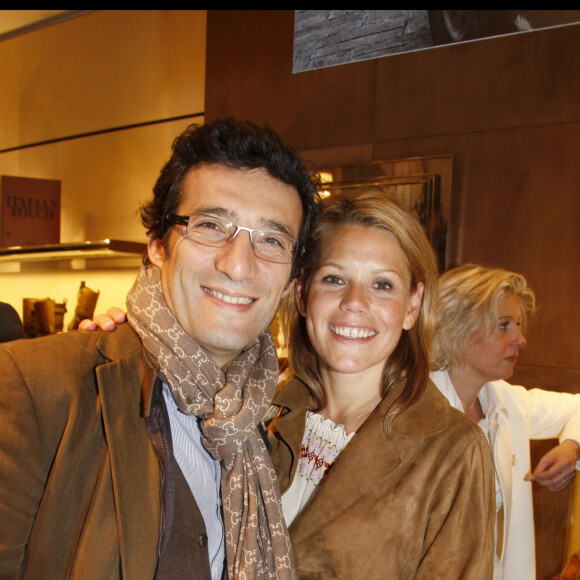 Michael Tapiro et Laura Tenoudji - Présentation du livre "Italian Touch" à la boutique Tod's à Paris le 13 octobre 2009.