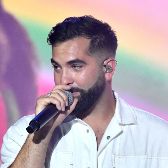Kendji Girac s'est révélé en remportant la 3ème saison de The Voice en 2014 sur TF1
Exclusif - Kendji Girac - Enregistrement de l'émission "Les chansons de l'été" dans les Arènes de Nîmes, présentée par N.Aliagas et diffusée le 17 juin sur TF1 © Bruno Bebert-Christophe Clovis / Bestimage 